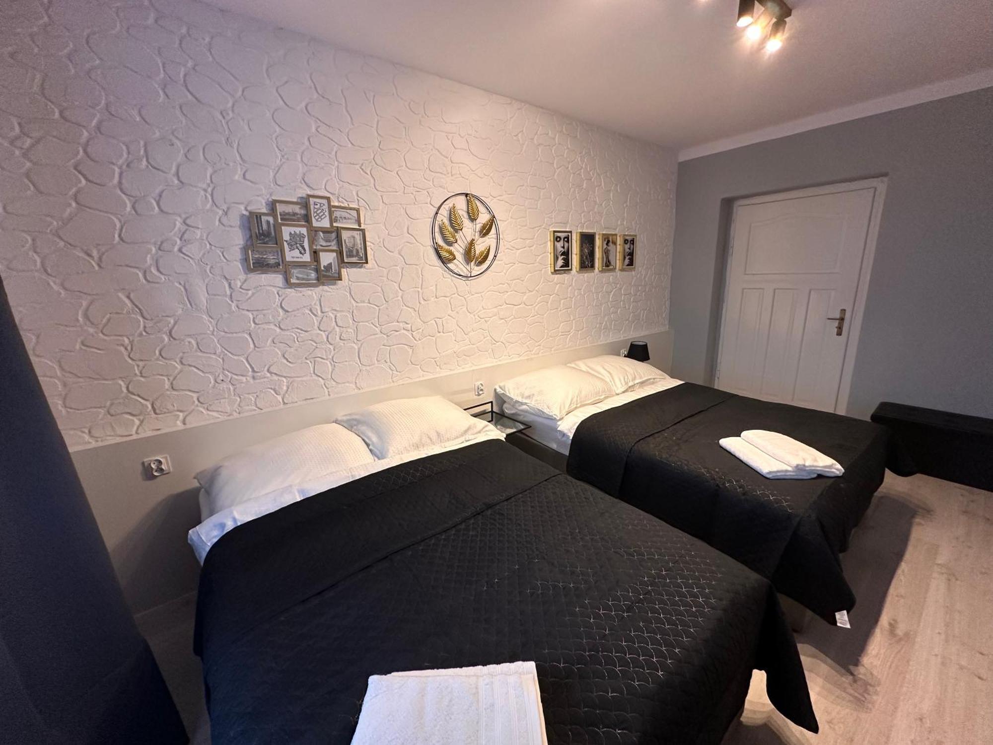 Apartamenty Ktw Central Station Катовице Екстериор снимка