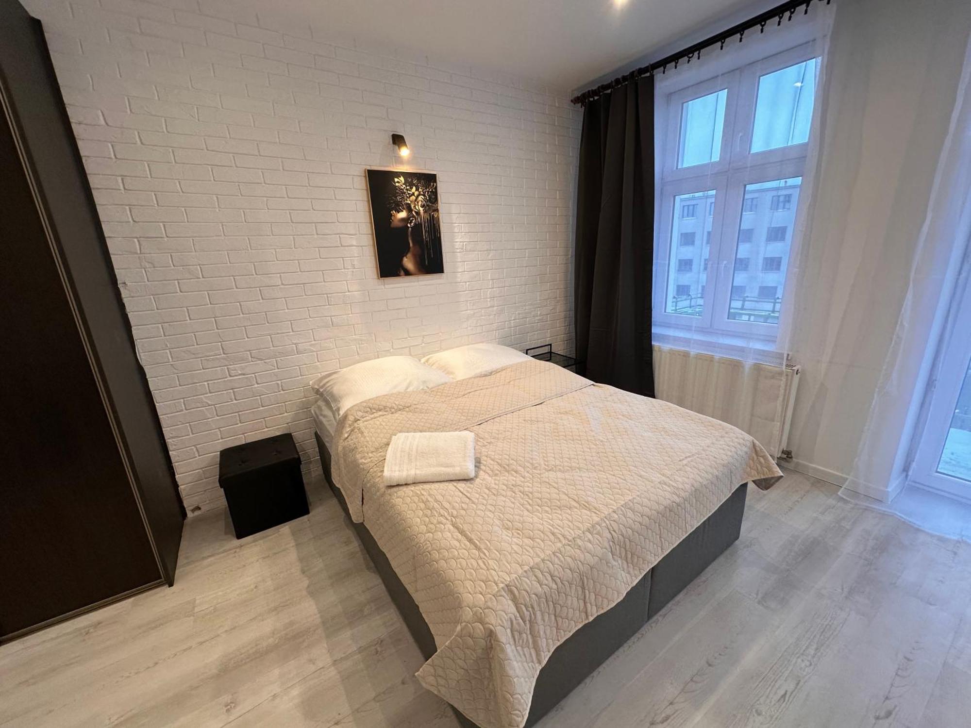 Apartamenty Ktw Central Station Катовице Екстериор снимка